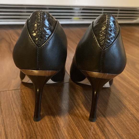 Sam edelman almond toe pump - Picture 3 of 5
